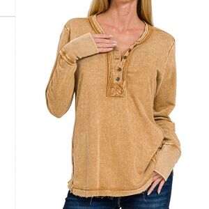Zenana “ Shawna 4 “ Zenana Acid Wash Long Sleeve Top